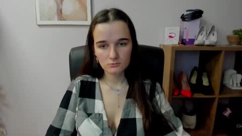 Kate  online show from 12/21/25, 08:27