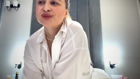 katedoe online show from 03/08/25, 07:20