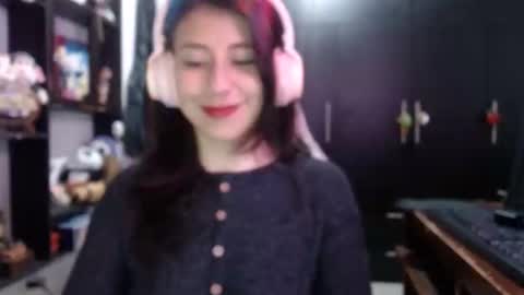 Kateeen18 online show from 11/30/25, 12:58