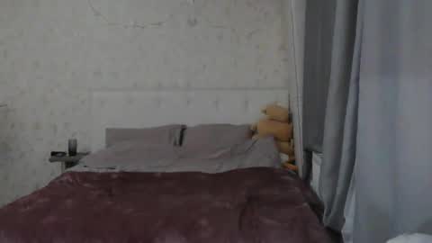 Snapshot of katekalen chatting on 10/09/25, 03:10 Kate Bunny online show from 10/09/25, 03:10