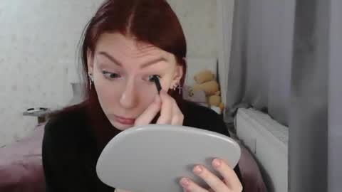 Snapshot of katekalen chatting on 12/14/25, 08:20 Kate Bunny online show from 12/14/25, 08:20