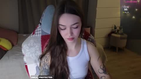 Snapshot of kateleoo chatting on 03/01/25, 03:27 Im Kate online show from 03/01/25, 03:27