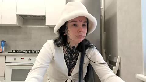 Milana online show from 01/19/26, 07:01