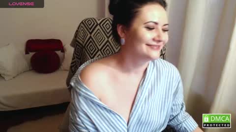 Snapshot of katelynwinehouse chatting on 01/18/25, 02:12 Katelyn online show from 01/18/25, 02:12