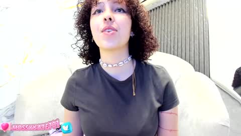 Im Katherine but call me Kate  online show from 02/08/25, 12:06