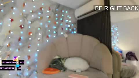 Im Katherine but call me Kate  online show from 11/20/25, 12:27