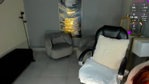 Snapshot of kateowens chatting on 03/07/25, 10:56 Kate Owens online show from 03/07/25, 10:56