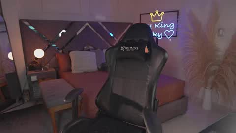 Snapshot of kateowens chatting on 11/22/25, 11:20 Kate Owens online show from 11/22/25, 11:20