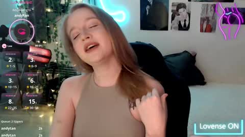 Lisa online show from 02/20/25, 03:01