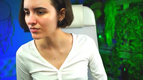 katewillows online show from 03/10/26, 08:30