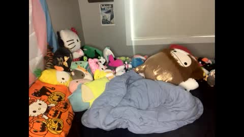 Kat from Saturn online show from 02/10/26, 10:14