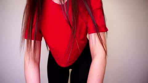 OLIVIA  online show from 04/24/26, 07:22