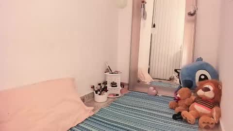 Snapshot of kathe_vergara chatting on 12/10/24, 01:33 kathe online show from 12/10/24, 01:33