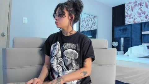 KatheGomez  online show from 04/01/26, 03:07