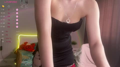 katherine__ross online show from 04/23/26, 12:29