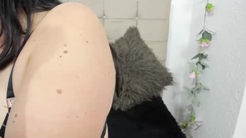 katherine_blair online show from 04/24/26, 12:07