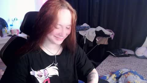Snapshot of katherine_johnson chatting on 05/07/26, 07:14 katherine_johnson online show from 05/07/26, 07:14
