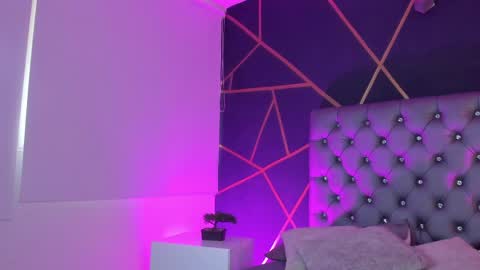 Snapshot of katherinee_scott chatting on 06/02/26, 09:06 your kathe online show from 06/02/26, 09:06