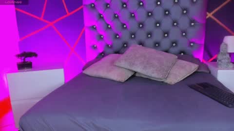 Snapshot of katherinee_scott chatting on 06/06/26, 08:35 your kathe online show from 06/06/26, 08:35