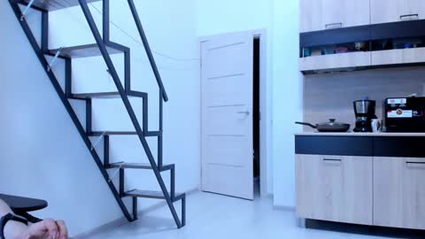 Katherine online show from 12/19/24, 09:18