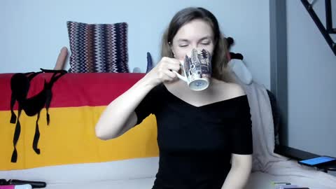 Katherine online show from 01/09/25, 03:44