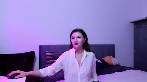 Katherine online show from 11/07/25, 04:18