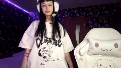 Snapshot of kathimatayoshi chatting on 02/16/26, 03:19 Luna online show from 02/16/26, 03:19