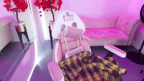 Snapshot of kathy_dolce chatting on 02/20/26, 06:26 Kathy dolce online show from 02/20/26, 06:26