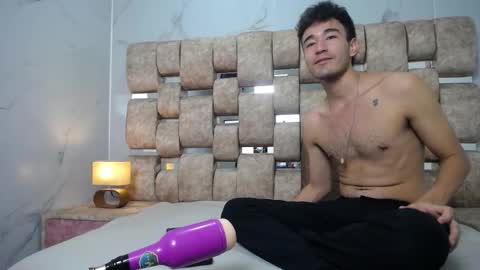 Kaht y Aiden online show from 02/11/26, 08:25