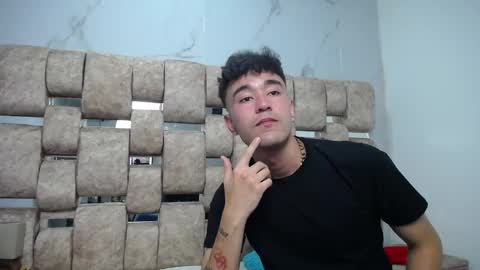 Kaht y Aiden online show from 04/21/26, 04:23