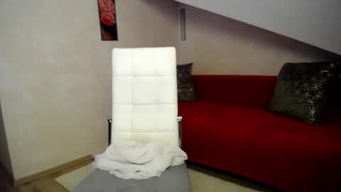 Kathy online show from 11/12/25, 04:18