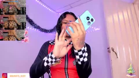 Katia online show from 02/02/26, 01:54