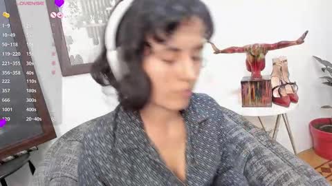 katia_12_ online show from 03/05/25, 12:27