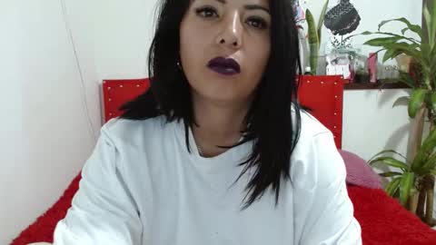 Snapshot of katia_collins chatting on 01/16/25, 06:35 Katia collins online show from 01/16/25, 06:35