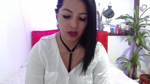 Snapshot of katia_collins chatting on 01/26/25, 01:31 Katia collins online show from 01/26/25, 01:31
