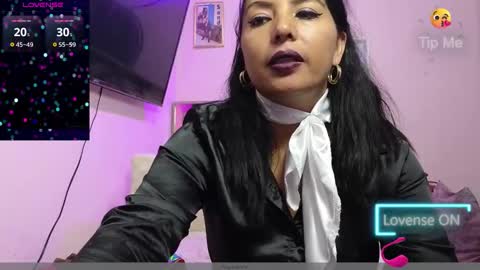 Katia collins online show from 11/02/25, 04:15