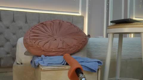 Katia Cute online show from 04/19/26, 07:38