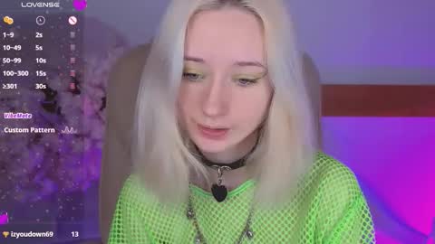 Katia  online show from 12/14/25, 06:30