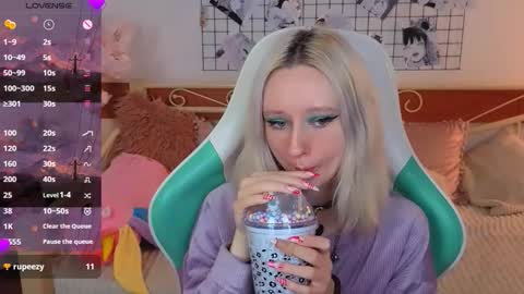 Katia  online show from 02/15/26, 06:43