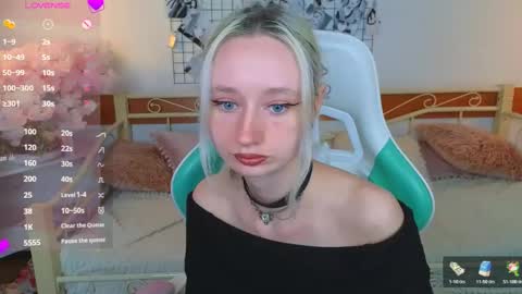 Katia  online show from 04/13/26, 05:02