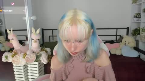 Katia  online show from 04/20/26, 05:48