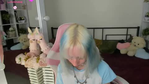 Katia  online show from 04/24/26, 05:32