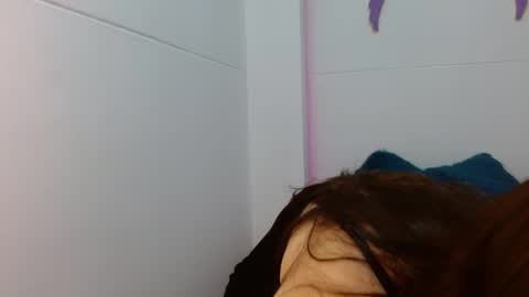 . . KATIA . . online show from 05/01/26, 11:48