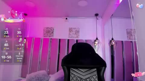 KATIA  online show from 12/18/25, 12:55