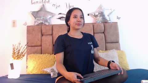 Katia Cuper  online show from 01/23/25, 03:54