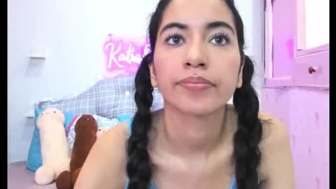 Katia online show from 02/03/25, 01:30
