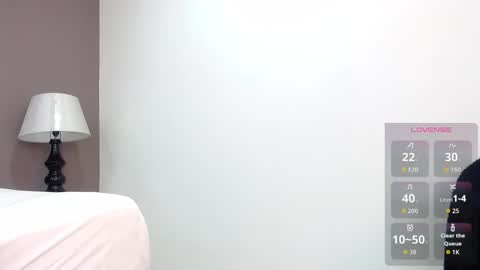 Katia Foster online show from 11/08/25, 12:16