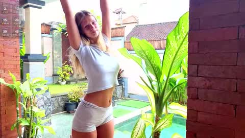 Katie online show from 03/11/26, 02:06