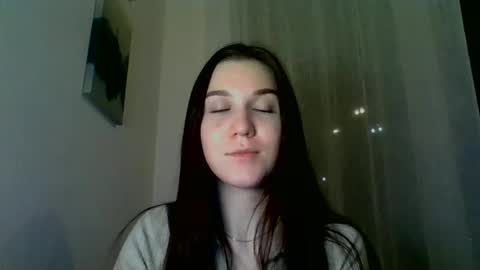 katie_foxi online show from 02/20/25, 06:35