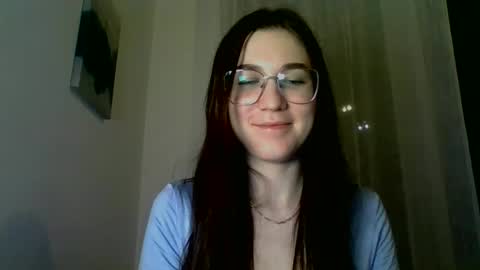 katie_foxi online show from 02/22/25, 09:26